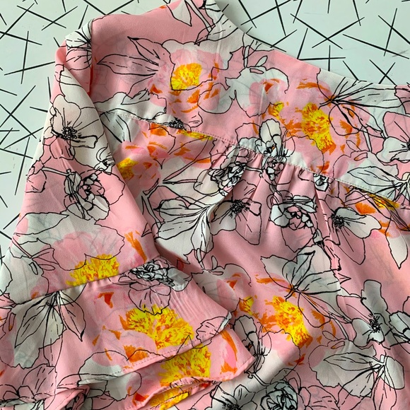 Pale Pink Blouse - Picture 2 of 8